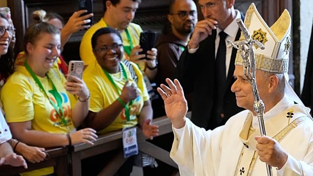 Pope Leo XIV calls for humanitarian corridor in Sudan