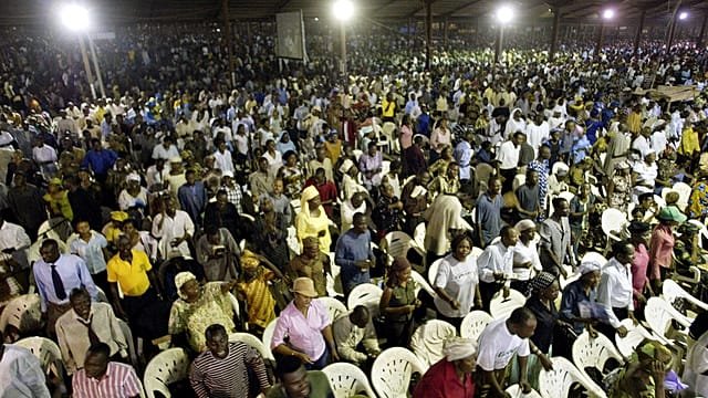 Nigeria’s Muslim and Christian leaders sign new peace accord