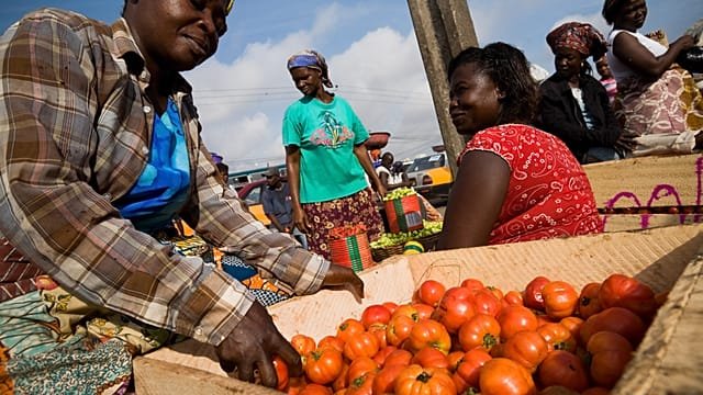 Ghana inflation continues to ease in July as food prices fall