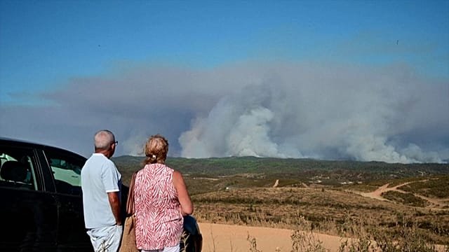Spain’s Huelva blaze threatens homes, 800 evacuated amid severe drought