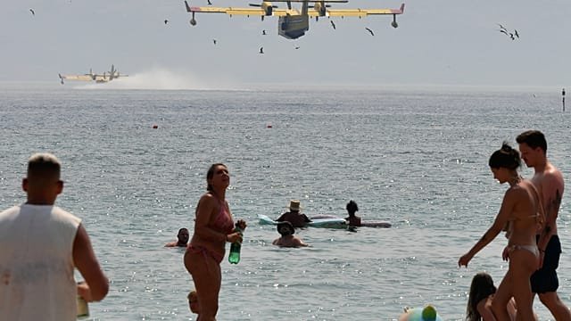 Croatia wildfire near Omiš injures residents and disrupts holiday travel