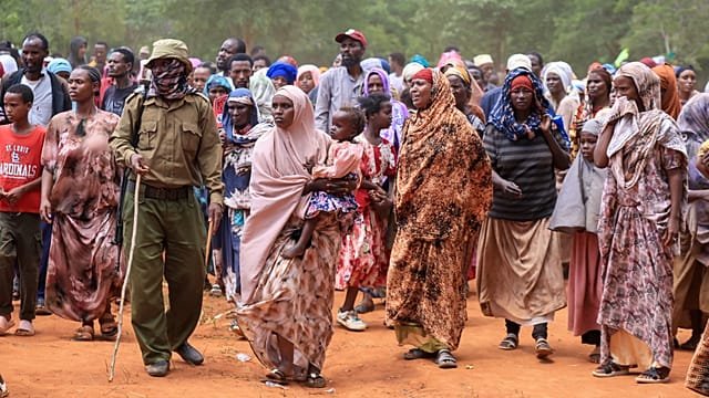Gunfire heard across Ethiopia border as growing numbers flee into Kenya